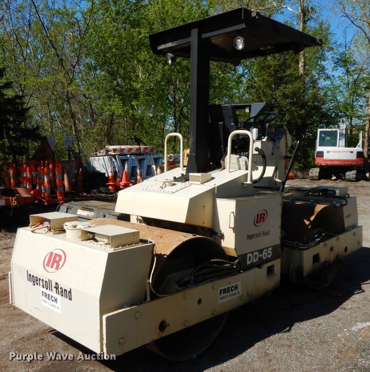 image for item IL9341 1988 Ingersoll Rand DD65  double drum vibratory roller