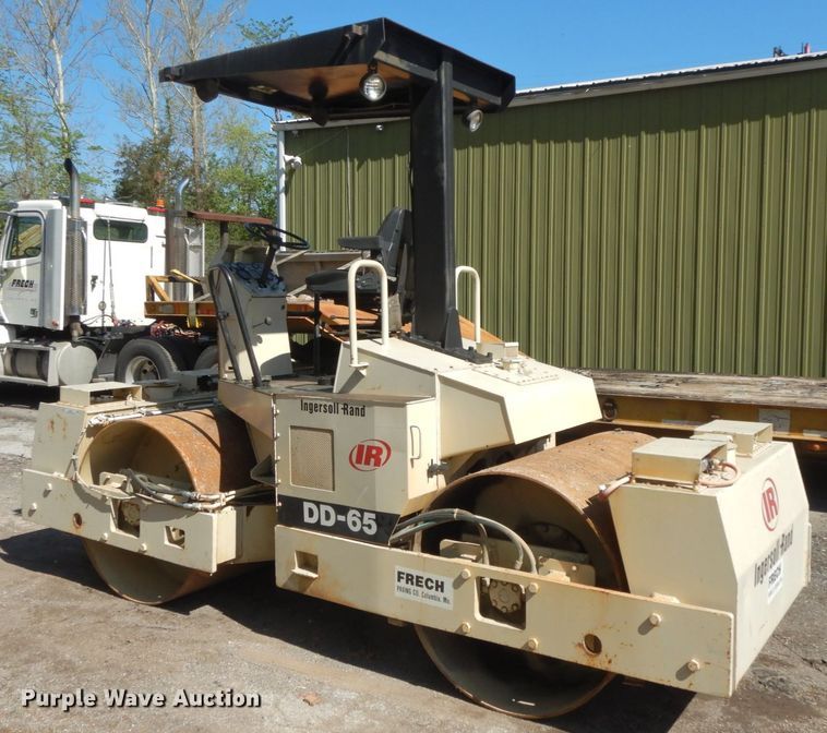 image for item IL9341 1988 Ingersoll Rand DD65  double drum vibratory roller