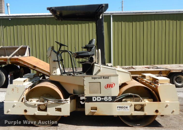 image for item IL9341 1988 Ingersoll Rand DD65  double drum vibratory roller