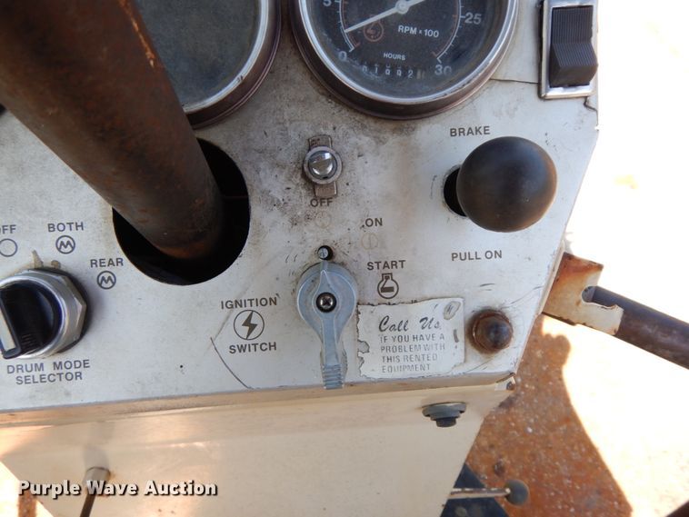 image for item IL9341 1988 Ingersoll Rand DD65  double drum vibratory roller