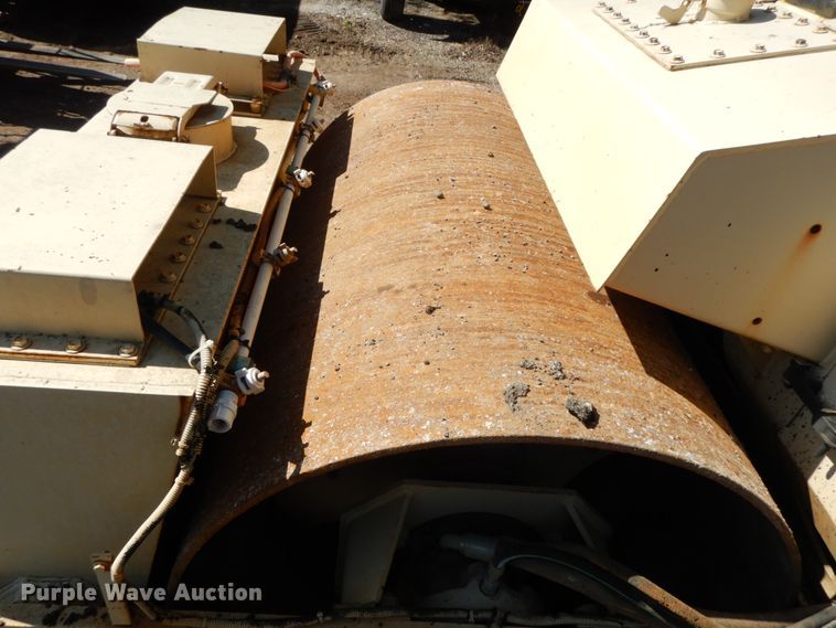 image for item IL9341 1988 Ingersoll Rand DD65  double drum vibratory roller