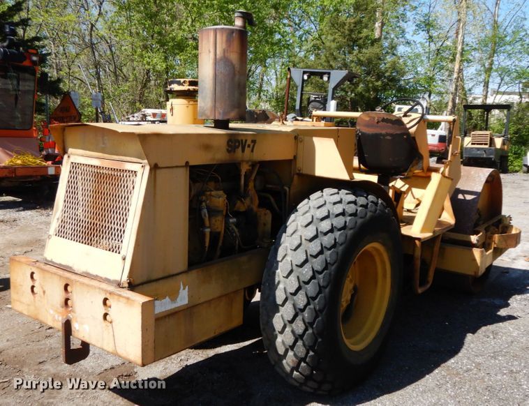 image for item IL9342 Bros SPV-7  single drum vibratory roller