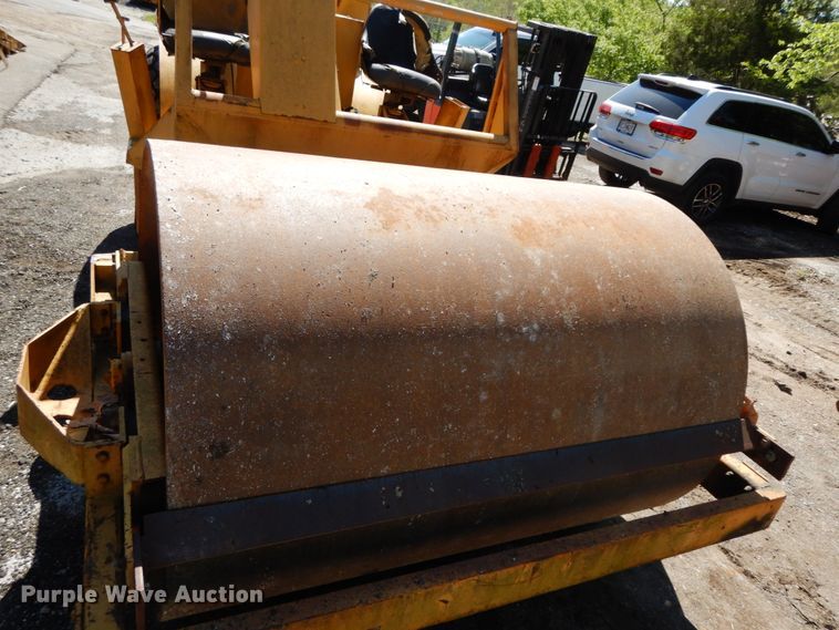 image for item IL9342 Bros SPV-7  single drum vibratory roller