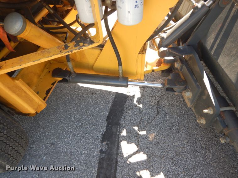 image for item IL9343 2004 Terramite TSS38  broom