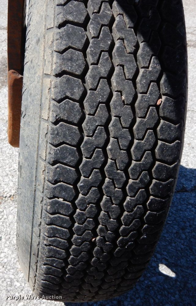 image for item IL9343 2004 Terramite TSS38  broom