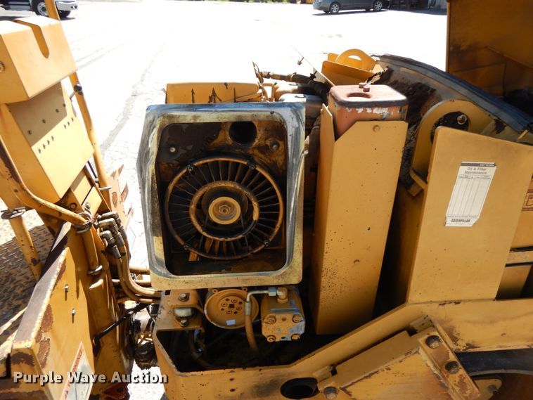 image for item IL9344 1998 Caterpillar CB-214C  double drum vibratory roller