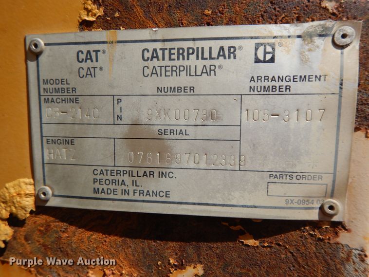 image for item IL9344 1998 Caterpillar CB-214C  double drum vibratory roller