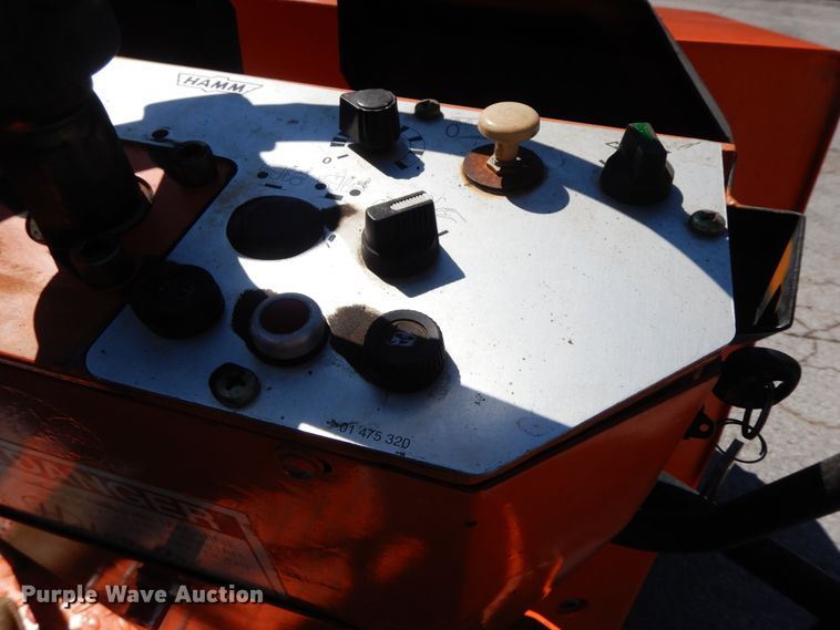 image for item IL9345 2000 Hamm HD12K  combination vibratory roller