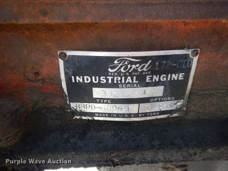 image for item IL9346 1993 International 4600  oil distributor truck