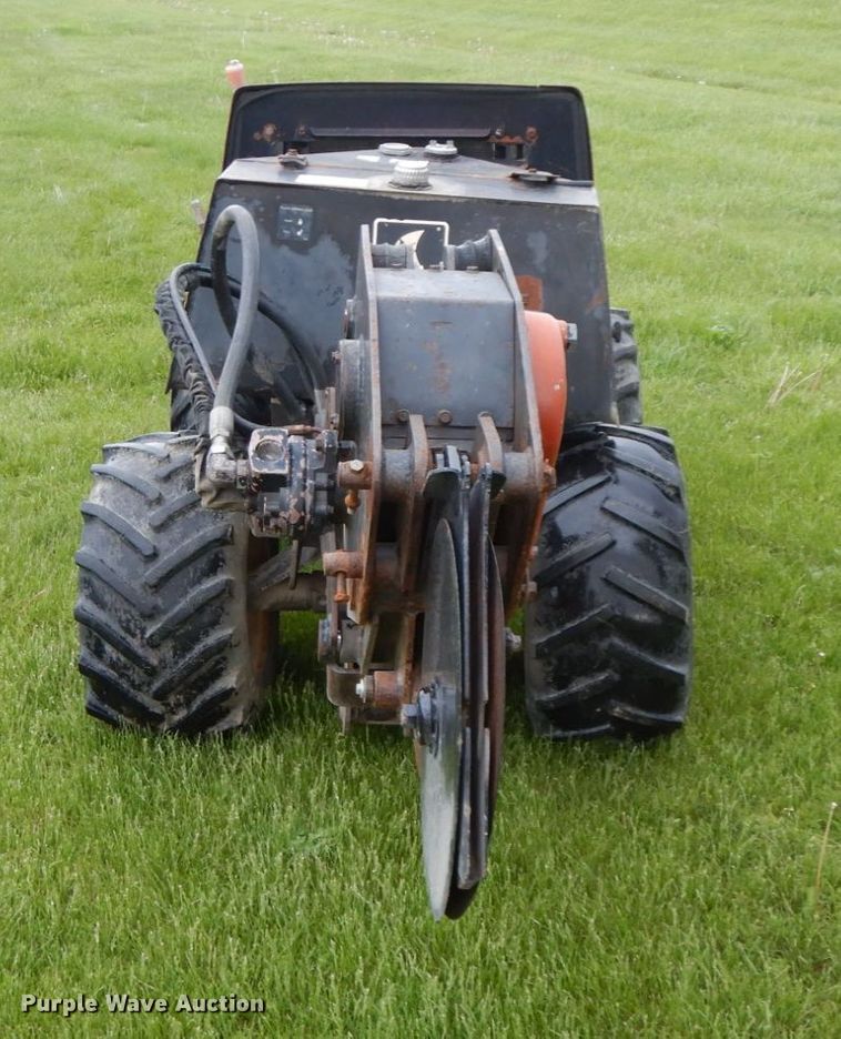 image for item IL9347 1996 Ditch Witch 410SX  cable plow