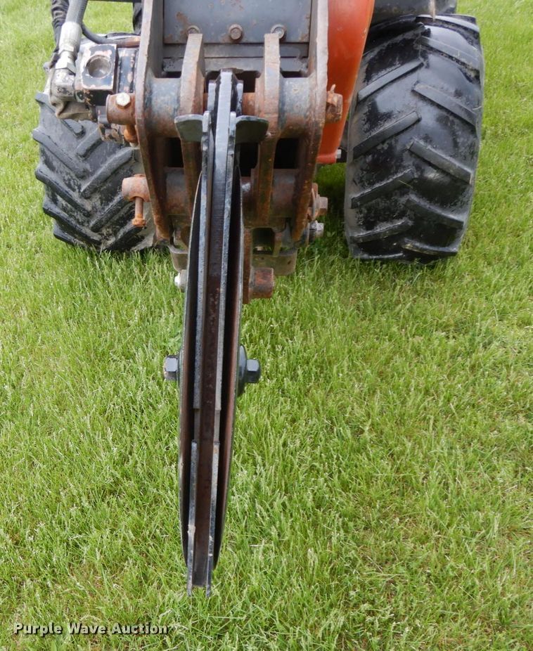 image for item IL9347 1996 Ditch Witch 410SX  cable plow