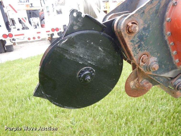 image for item IL9347 1996 Ditch Witch 410SX  cable plow