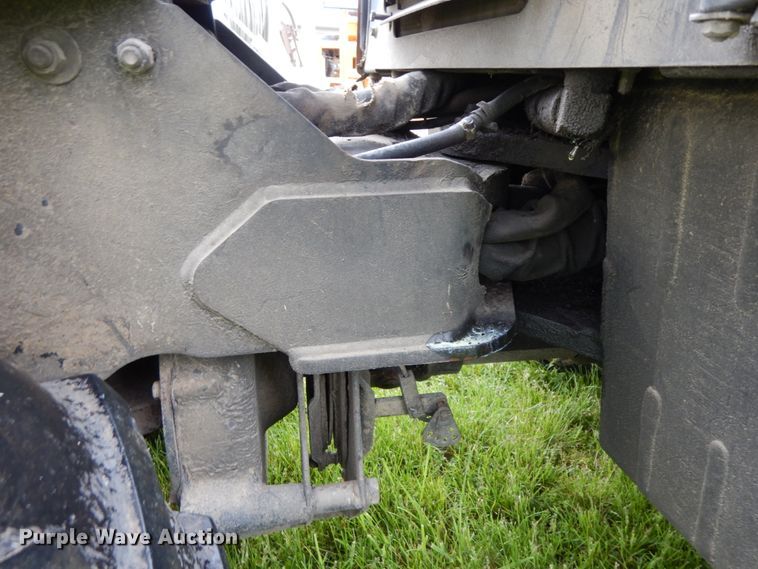 image for item IL9347 1996 Ditch Witch 410SX  cable plow