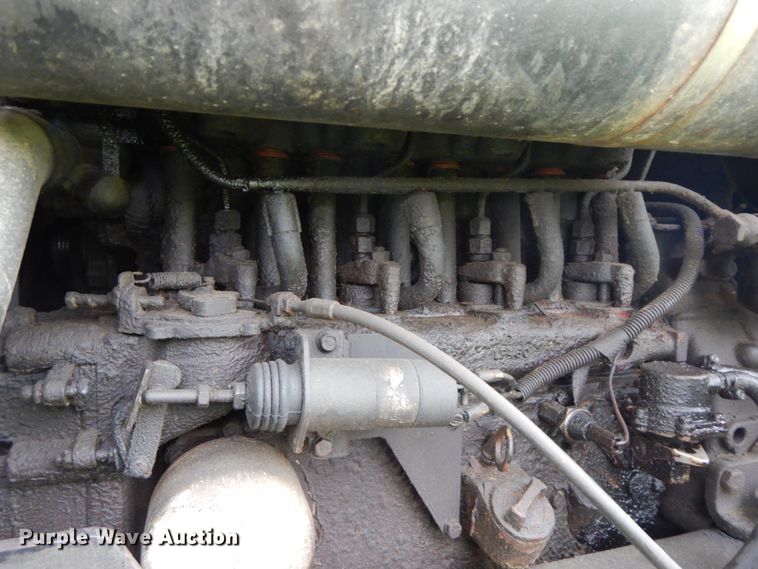 image for item IL9347 1996 Ditch Witch 410SX  cable plow