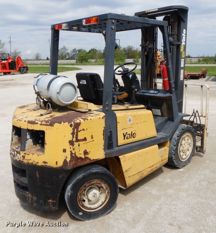 image for item IL9353 1993 Yale GLP080LFNSBY098  forklift