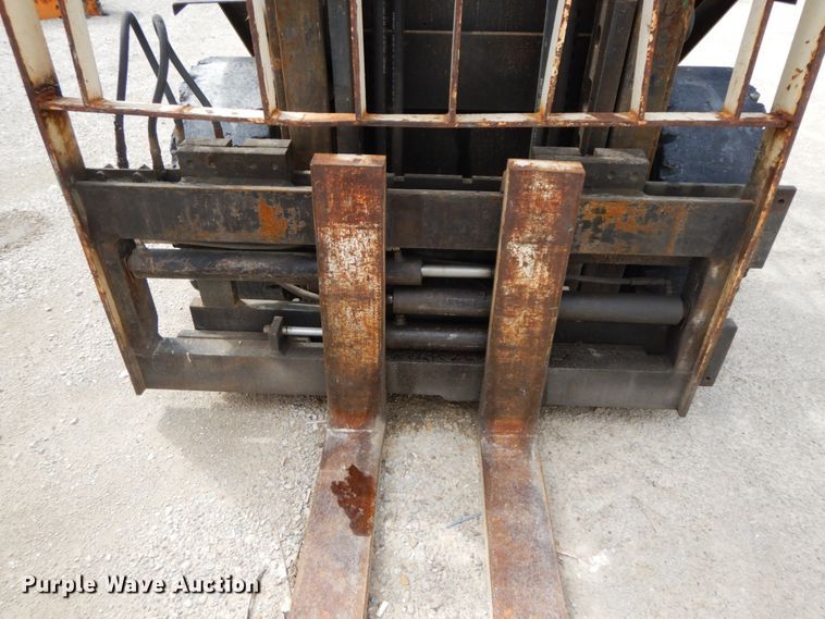 image for item IL9353 1993 Yale GLP080LFNSBY098  forklift