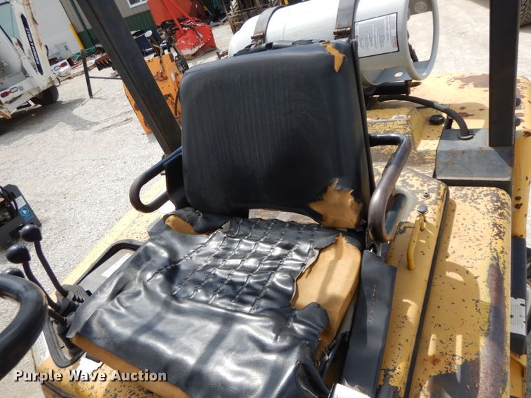 image for item IL9353 1993 Yale GLP080LFNSBY098  forklift