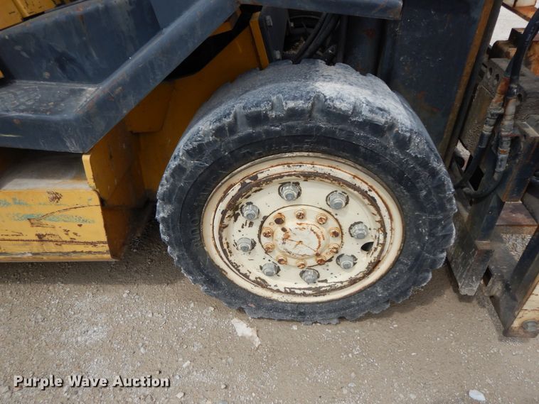 image for item IL9353 1993 Yale GLP080LFNSBY098  forklift