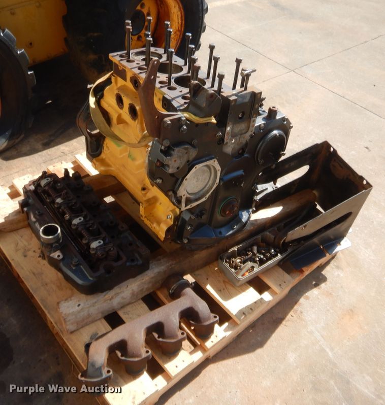 image for item IP9769 John Deere 270  skid steer