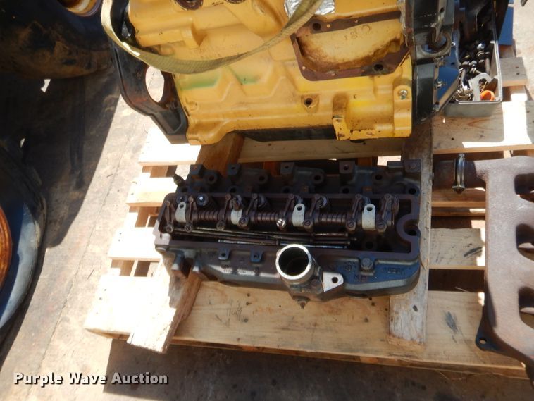image for item IP9769 John Deere 270  skid steer