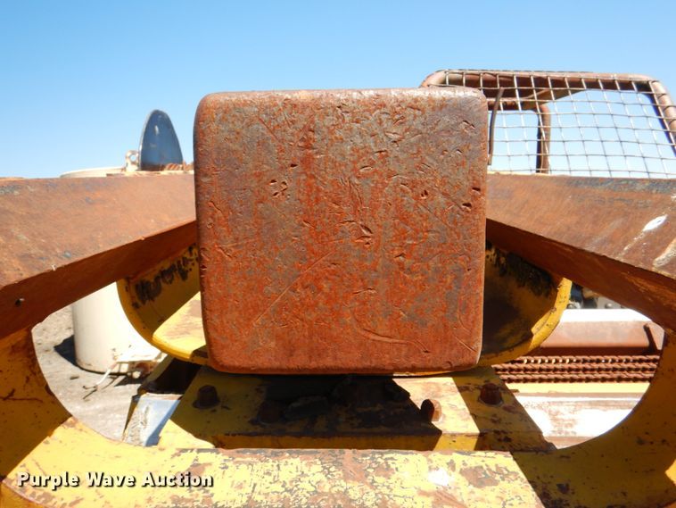 image for item IQ9299 1974 Arrow HG1250 drop hammer