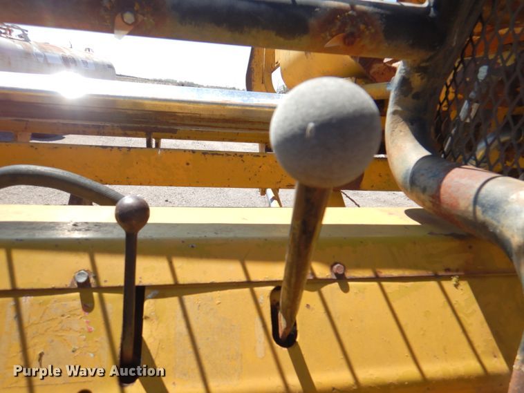 image for item IQ9299 1974 Arrow HG1250 drop hammer