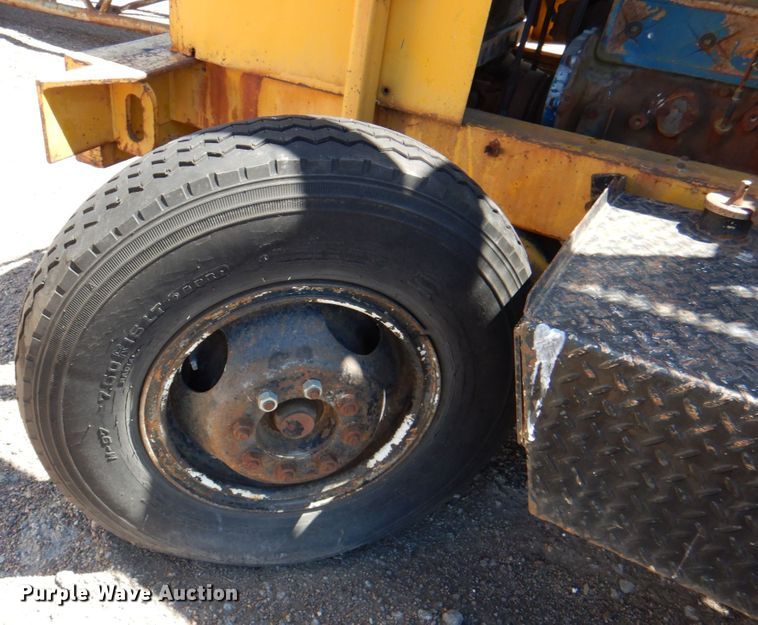 image for item IQ9299 1974 Arrow HG1250 drop hammer