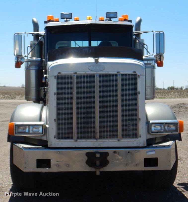 image for item IQ9311 1998 Peterbilt 378  semi truck