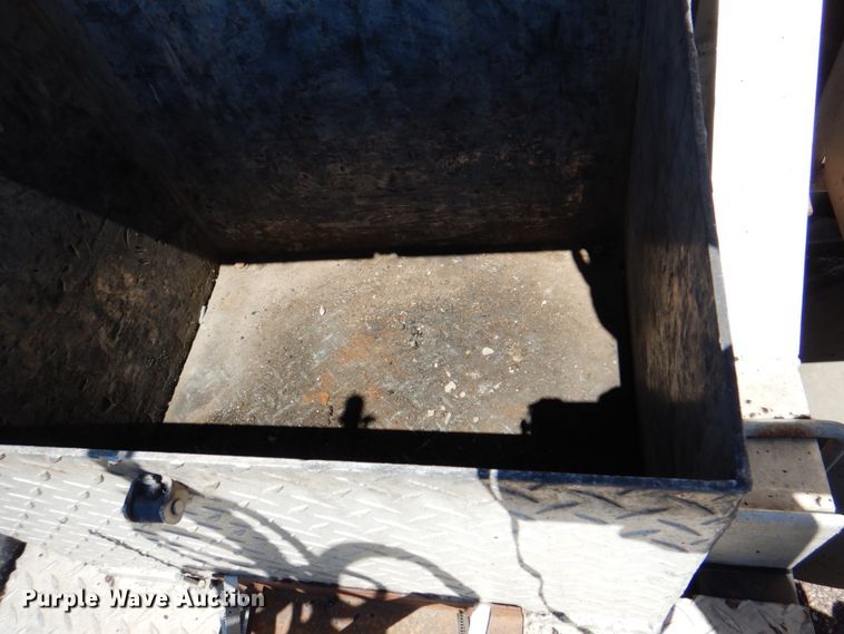 image for item IQ9311 1998 Peterbilt 378  semi truck