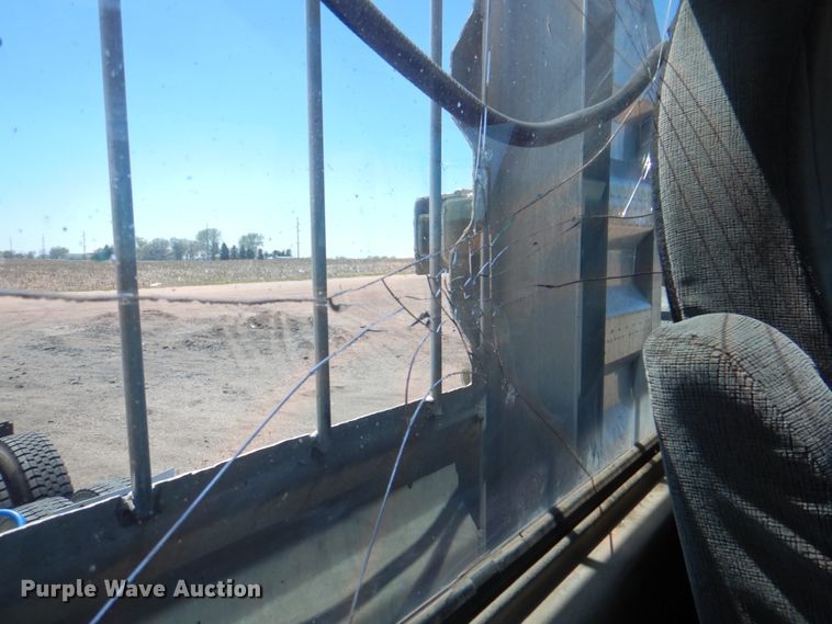 image for item IQ9311 1998 Peterbilt 378  semi truck