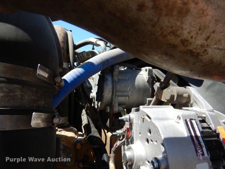 image for item IQ9311 1998 Peterbilt 378  semi truck