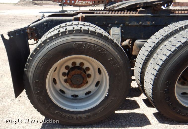 image for item IQ9311 1998 Peterbilt 378  semi truck