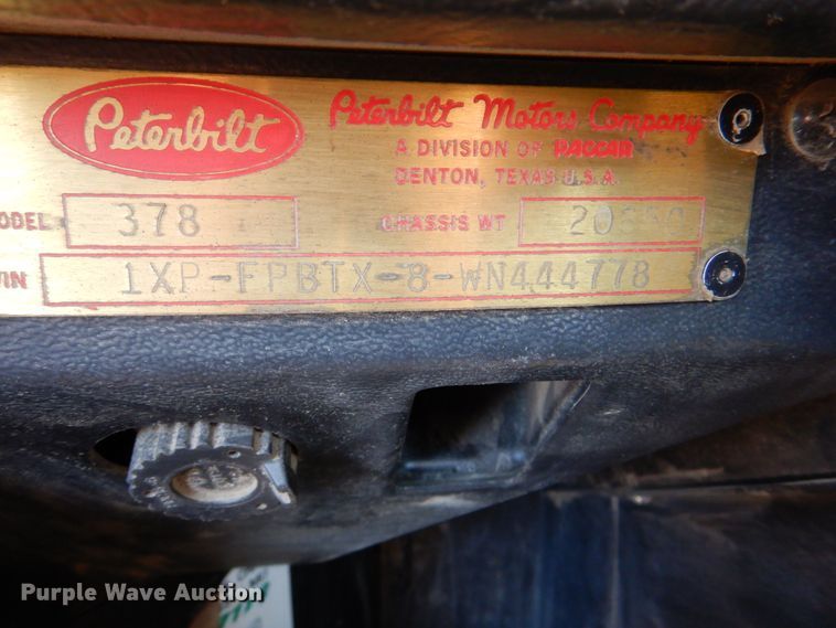 image for item IQ9311 1998 Peterbilt 378  semi truck