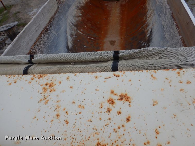 image for item IQ9459 1996 Peterbilt 377  dump truck