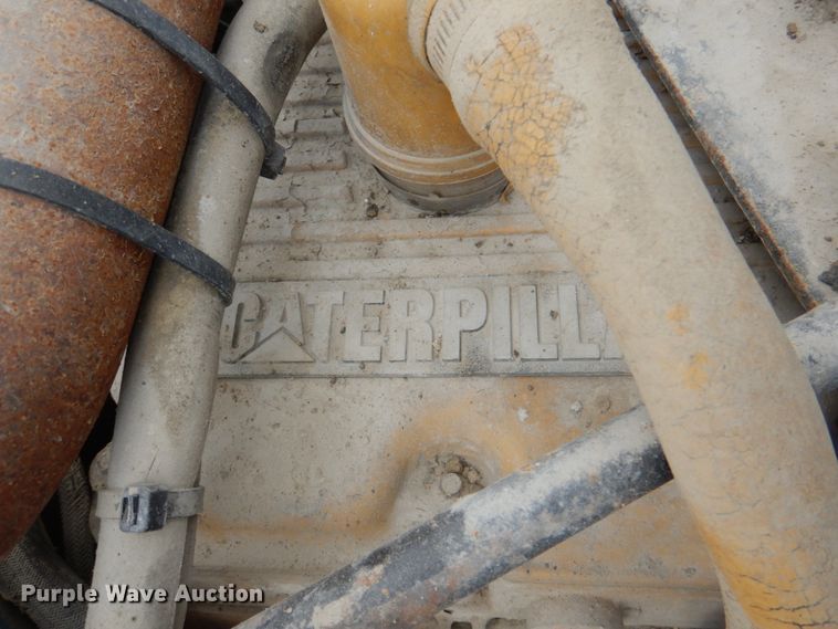 image for item IQ9459 1996 Peterbilt 377  dump truck