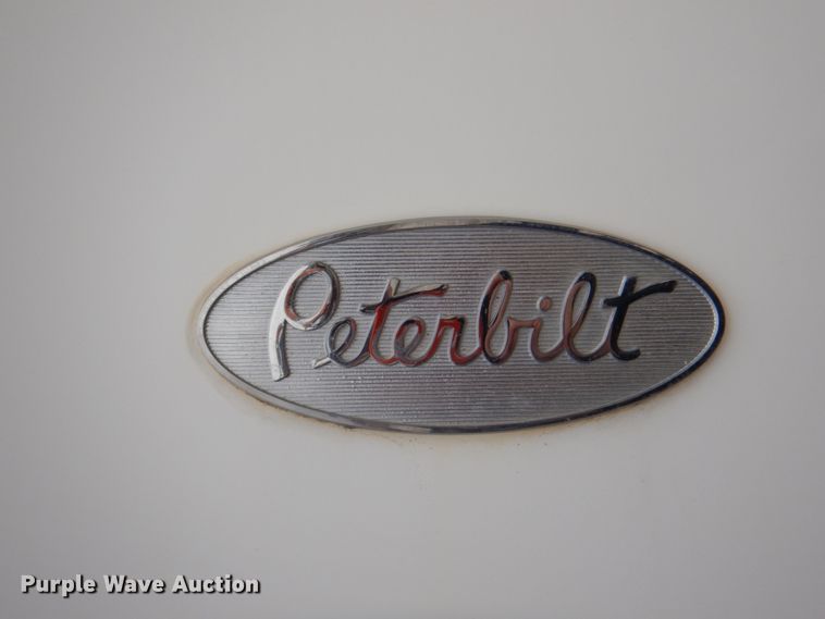 image for item IQ9459 1996 Peterbilt 377  dump truck