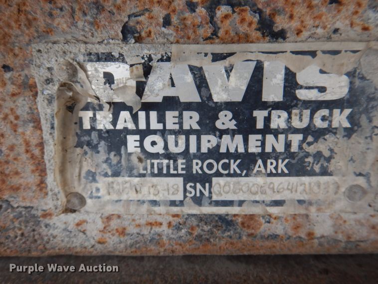 image for item IQ9459 1996 Peterbilt 377  dump truck