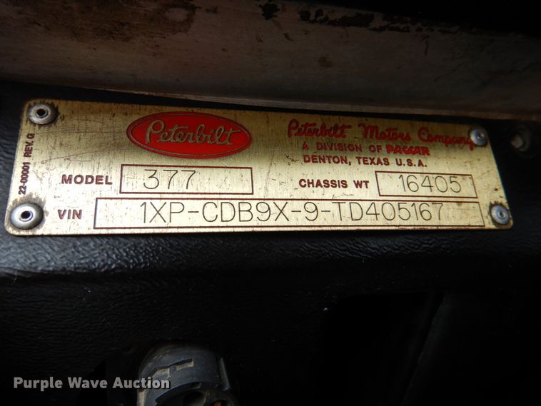 image for item IQ9459 1996 Peterbilt 377  dump truck