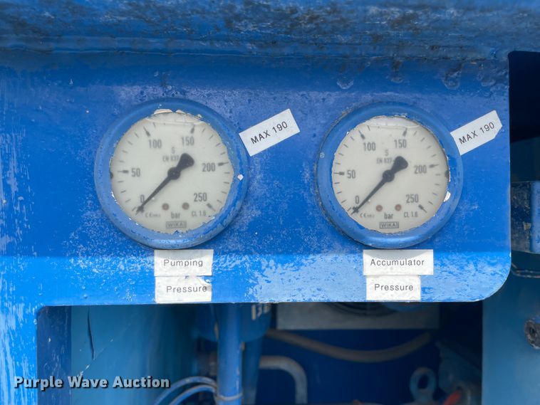 image for item IR9824 2008 Meyco Supreme  concrete pump