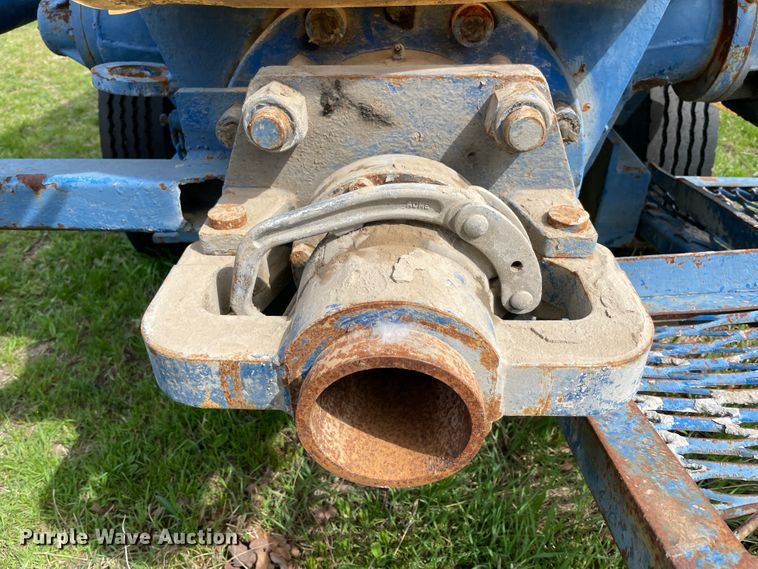 image for item IR9824 2008 Meyco Supreme  concrete pump