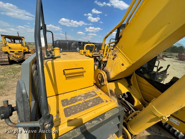 image for item IR9862 2014 Komatsu PC360LC-10  excavator