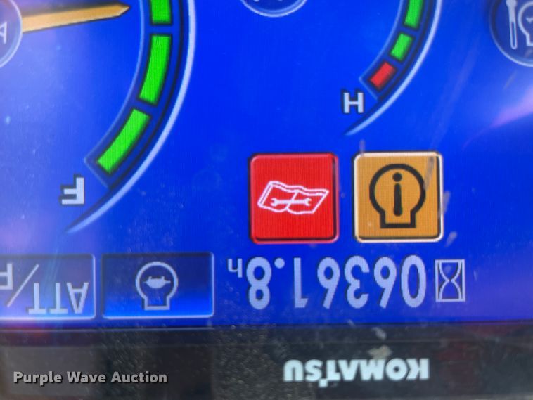 image for item IR9862 2014 Komatsu PC360LC-10  excavator