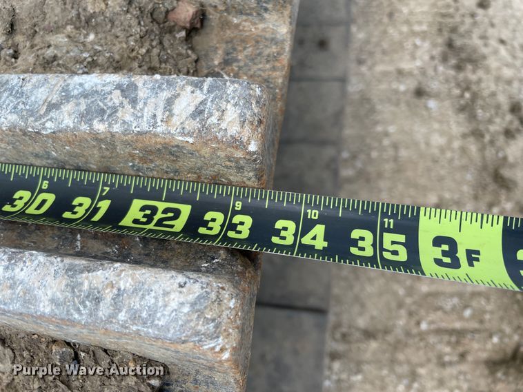 image for item IR9862 2014 Komatsu PC360LC-10  excavator