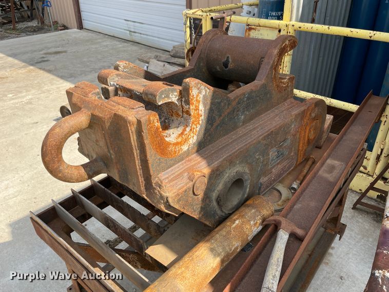 image for item IR9862 2014 Komatsu PC360LC-10  excavator