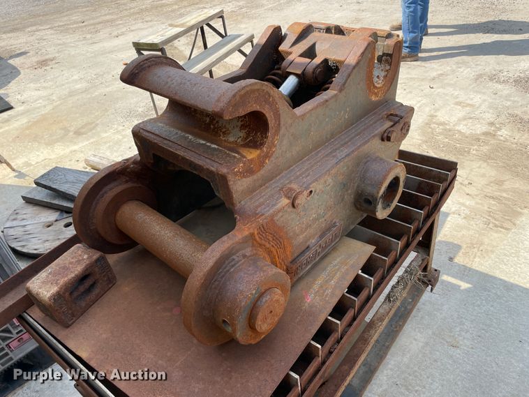 image for item IR9862 2014 Komatsu PC360LC-10  excavator