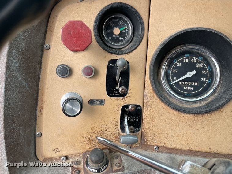 image for item IR9866 1982 Ford L9000  dump truck