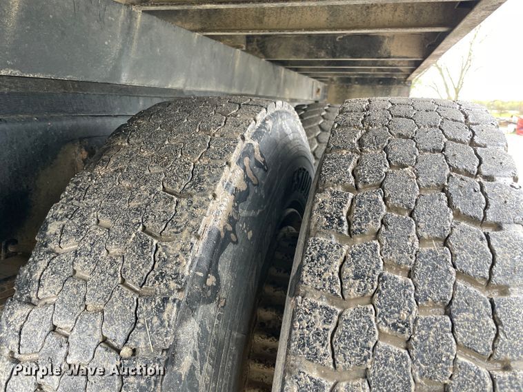 image for item IR9866 1982 Ford L9000  dump truck