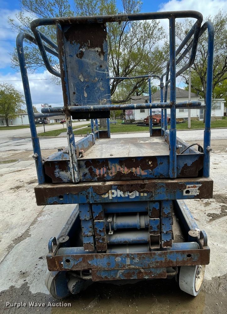 image for item IR9870 Up Right 26N  scissor lift