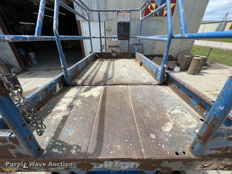 image for item IR9870 Up Right 26N  scissor lift