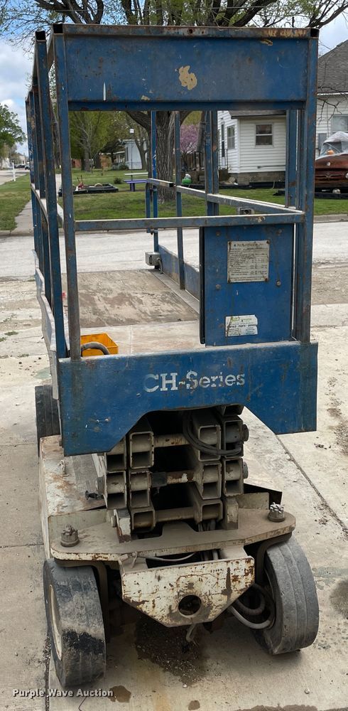 image for item IR9871 Mark Lift CH20NEP  scissor lift